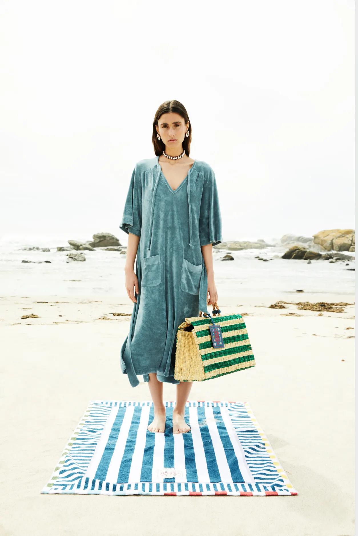 BEACH BASKET GREEN "The Grand Tour Collection"