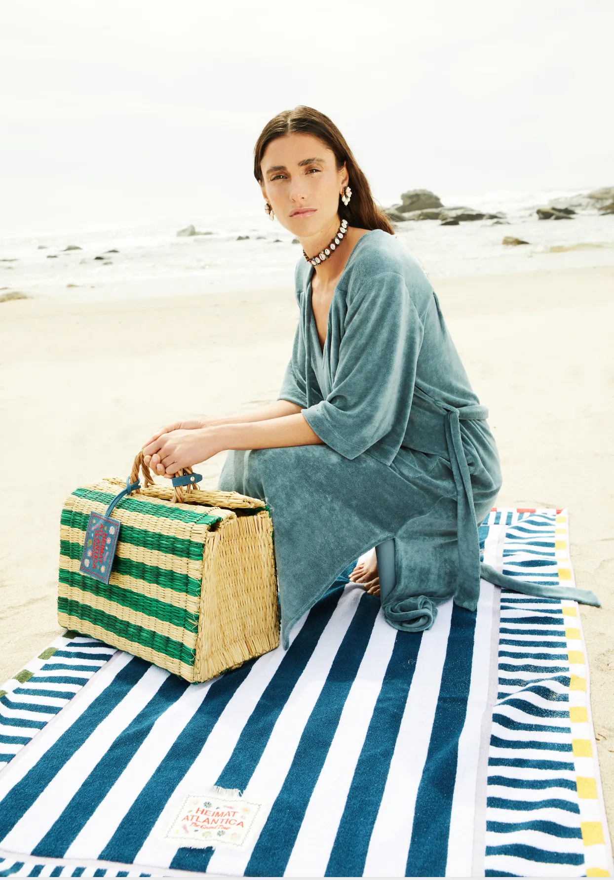 BEACH BASKET GREEN "The Grand Tour Collection"