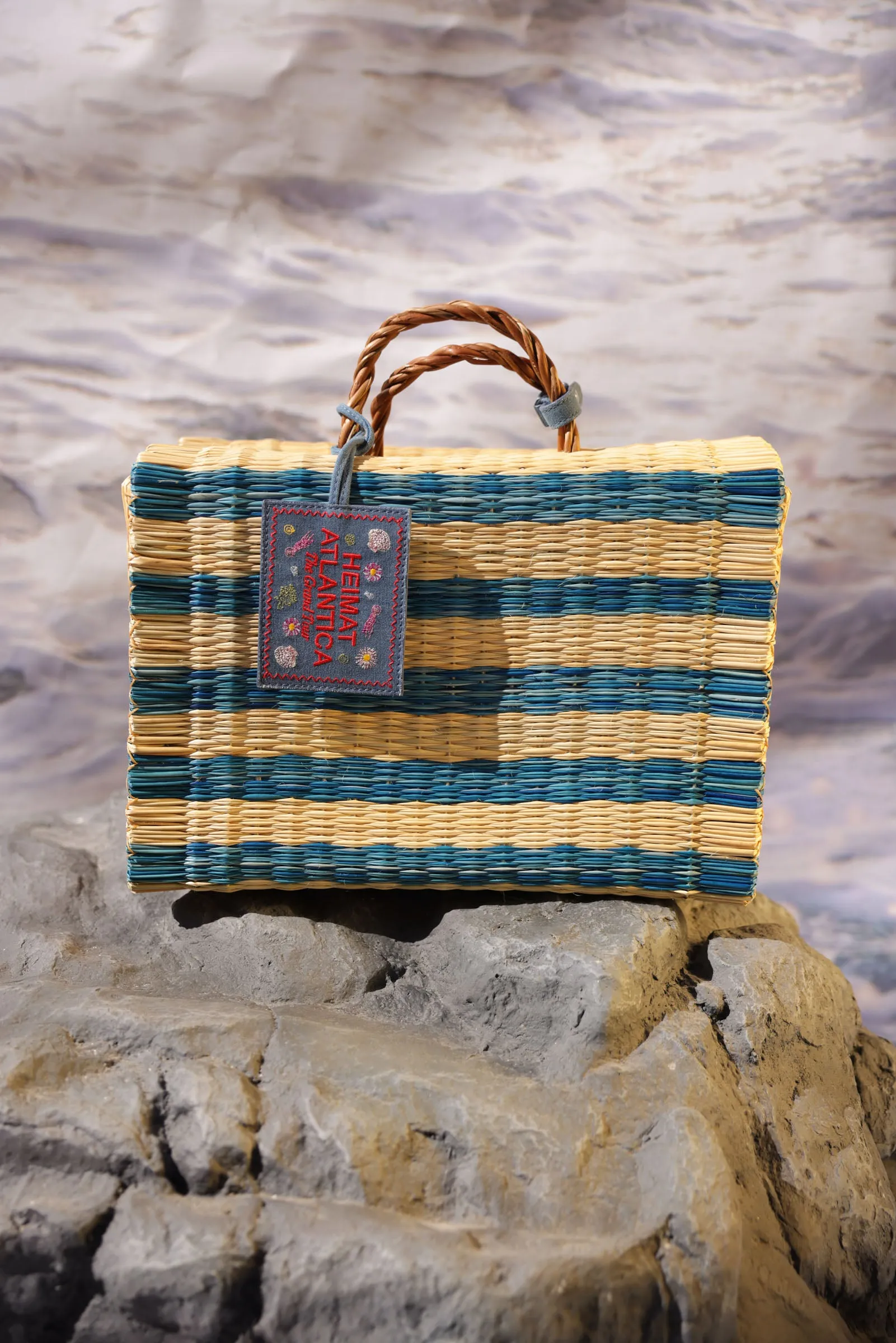 BEACH BASKET SKY "The Grand Tour Collection"