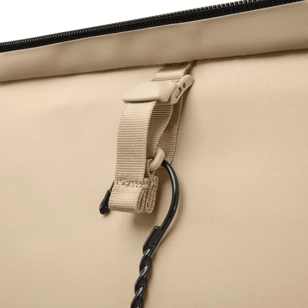 Briggs & Riley Baseline Collection Classic Hanging Garment Bag BL389