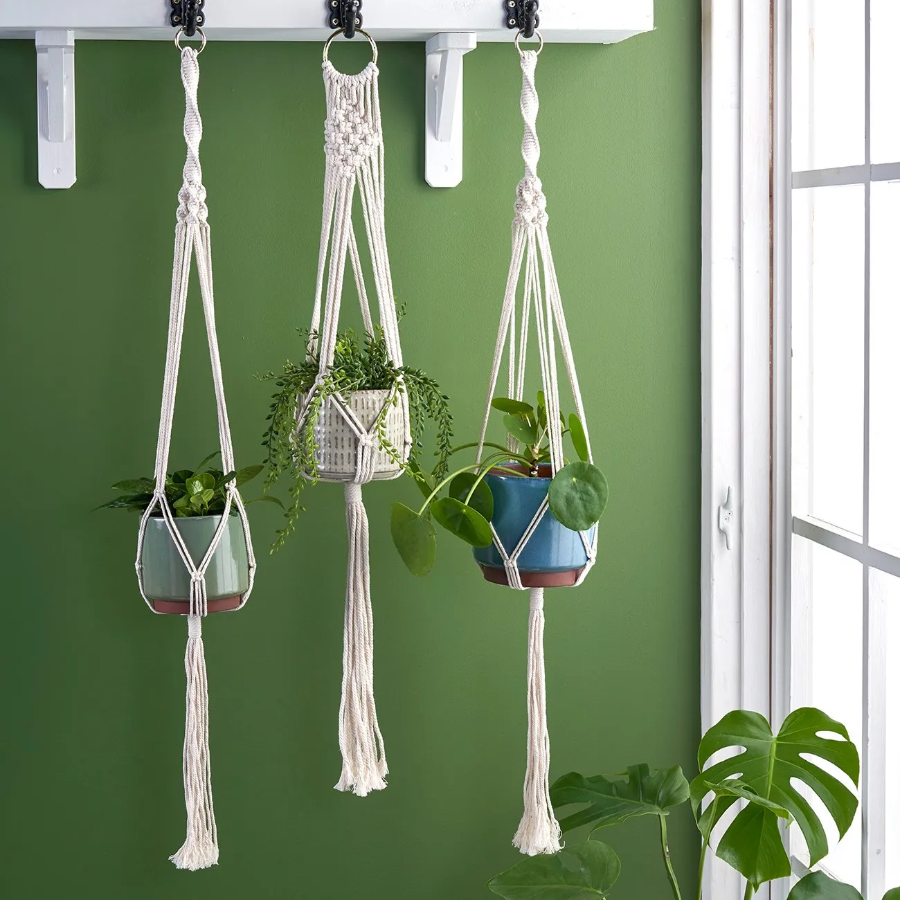Macramé Plant Pot Hanger - Monterey