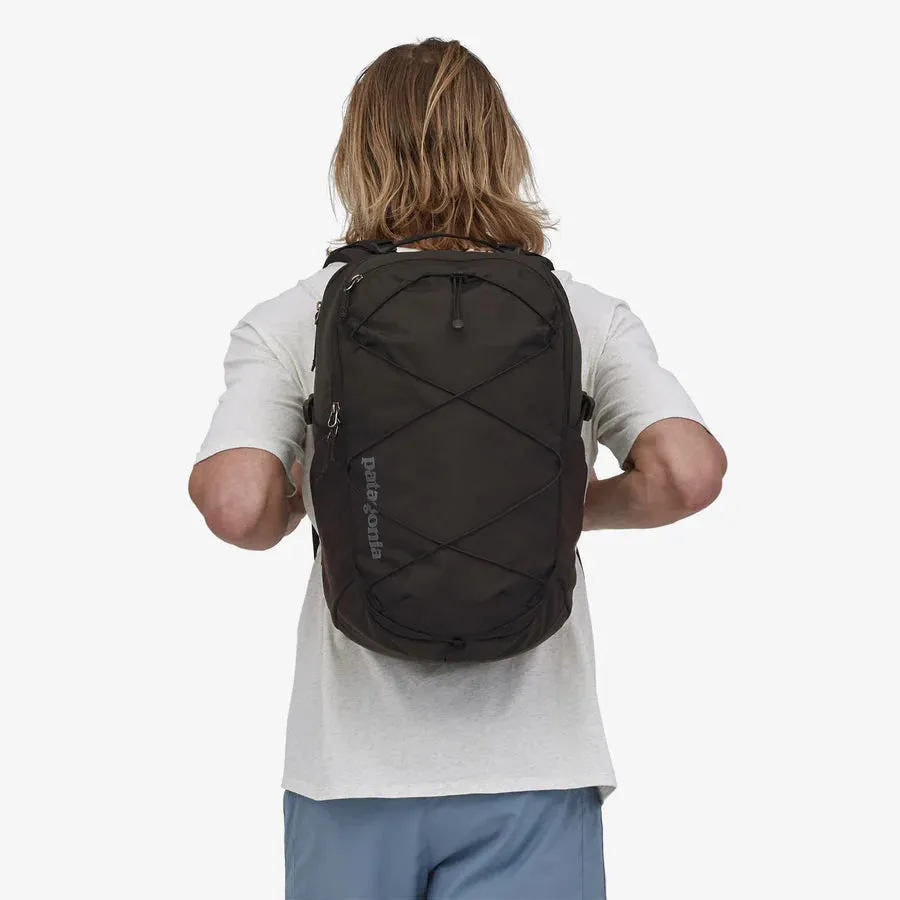 Patagonia Refugio Day Pack 30L (Unisex) Dulse Mauve
