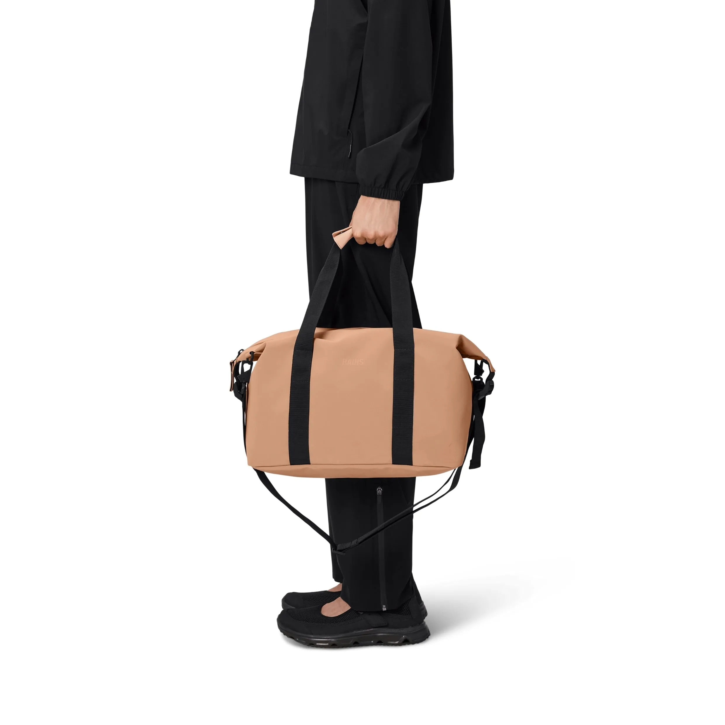 Rains Hilo Weekend Bag Small in Coy