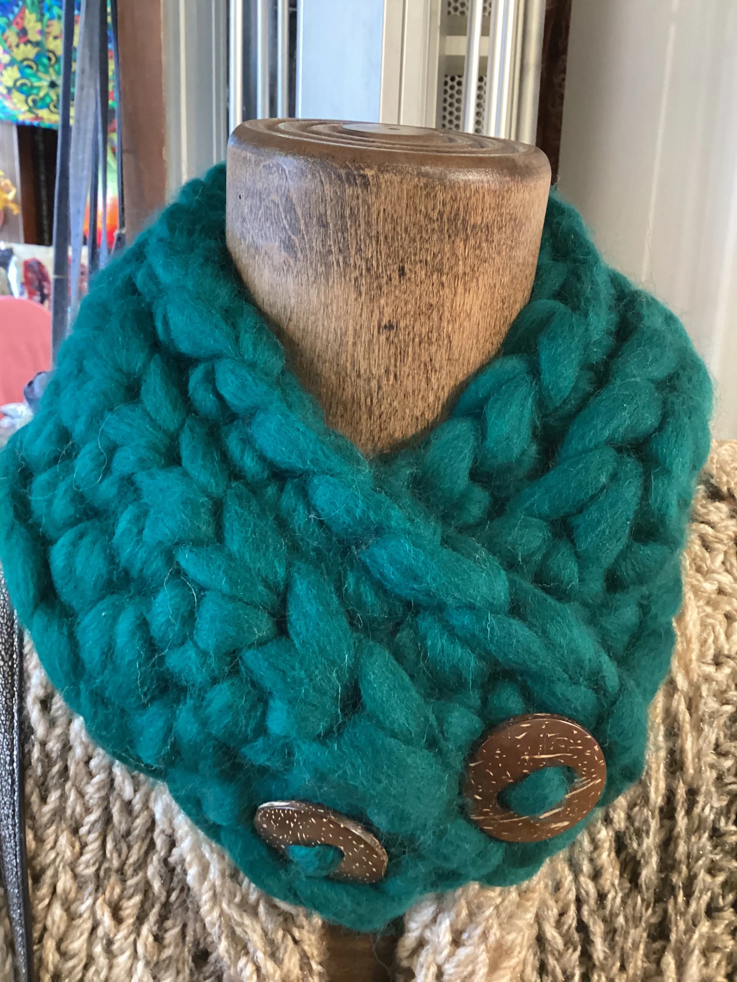 SC1-010 *Merino Wool Cowl (Small)