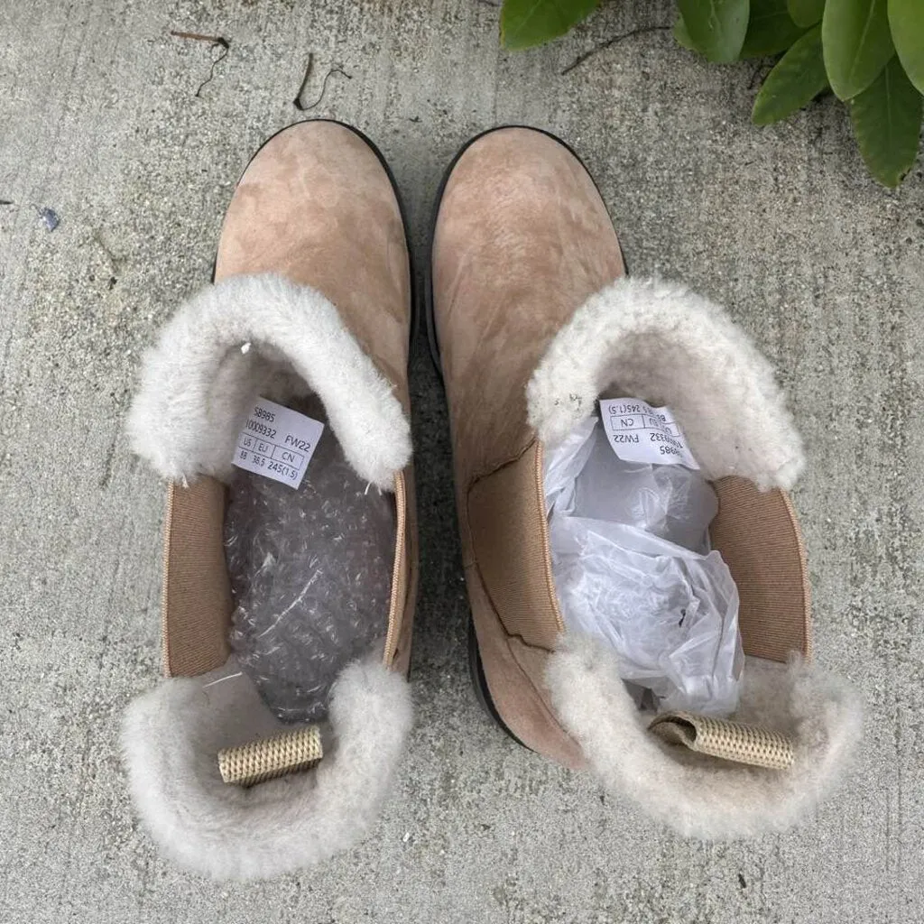 Stuart Weitzman Alpine Cozy Suede & Shearling Chelsea Boot - Size 8