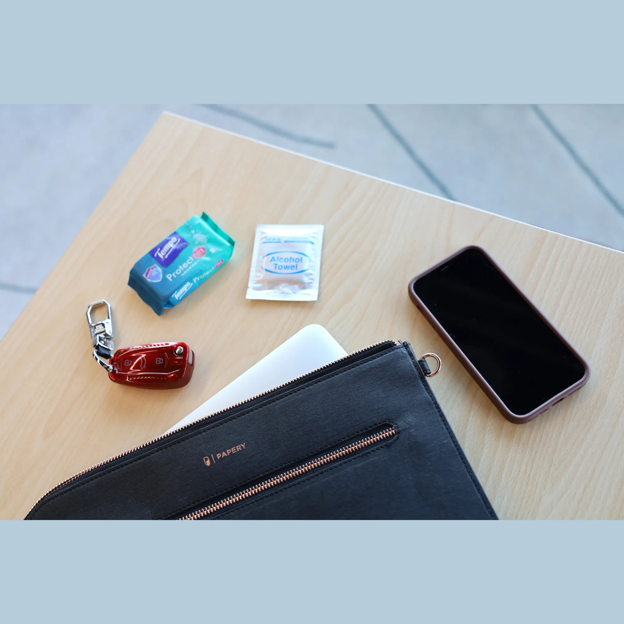 TabletClutch [Camel]