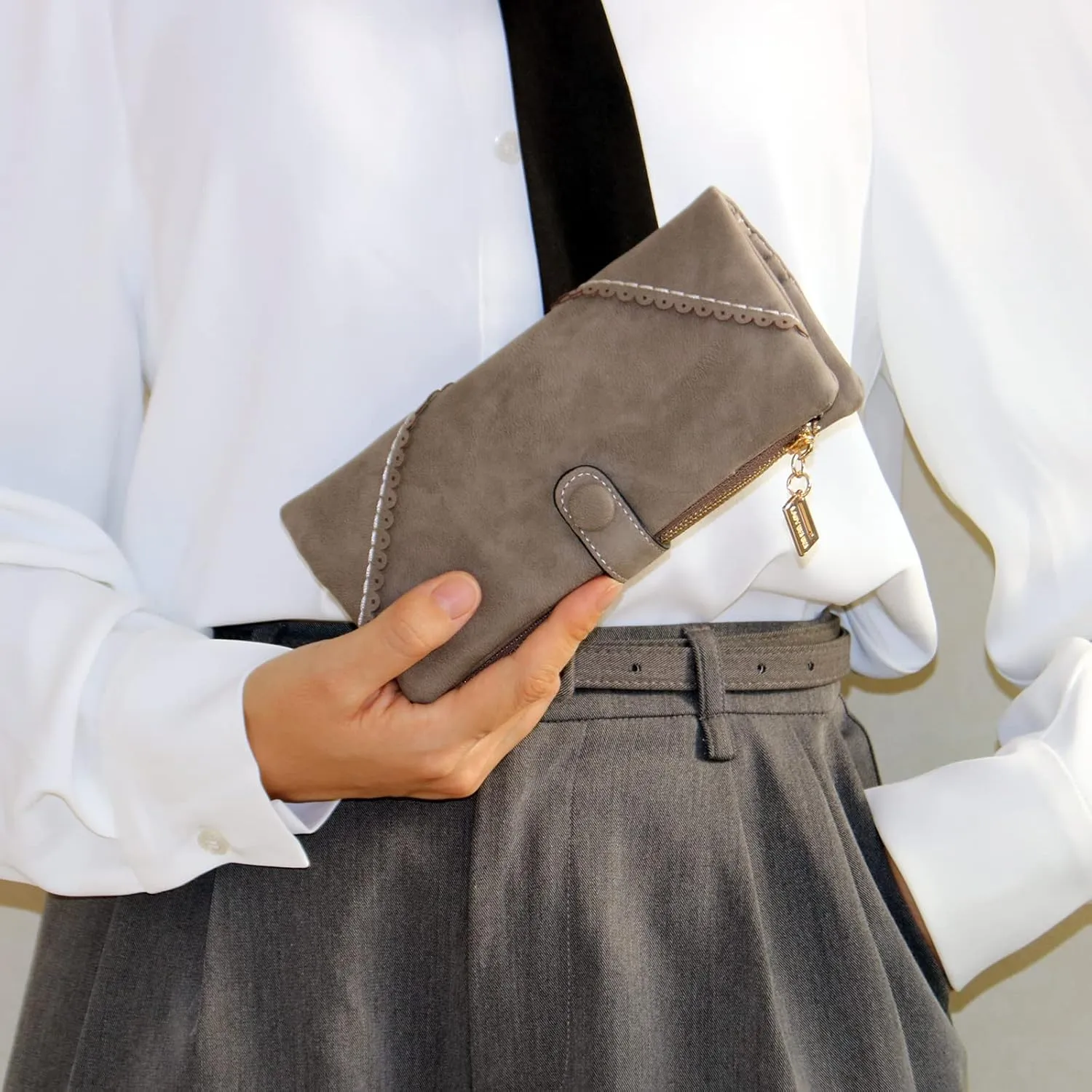 Women Vegan Leather Wallet Bifold Clutch Large Capacity Card Organizer Buckle Long Purse for Girls Candy Color